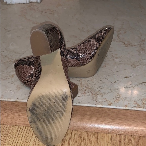 Nine West Limoscene Snakeskin block heel size 7.5 - Picture 6 of 8